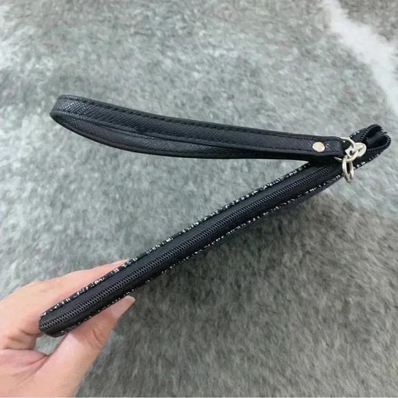 Fabletics Wristlet - Picture 8 of 13